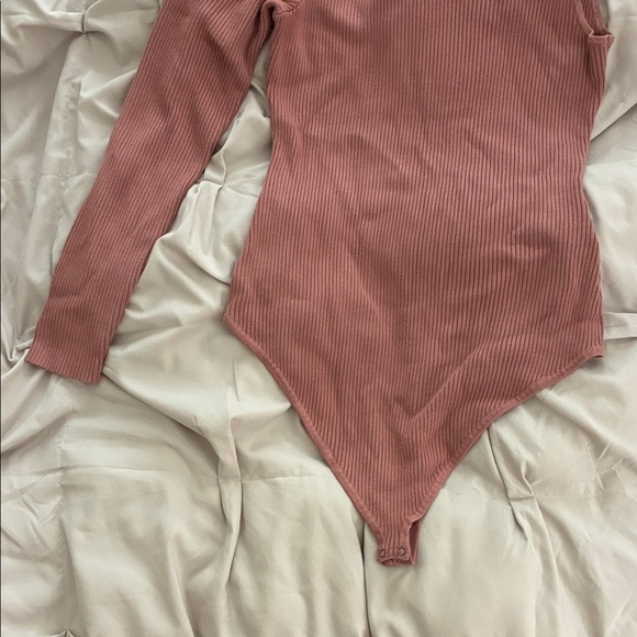 Abercrombie & Fitch Mauve Ribbed Bodysuit - Picture 3 of 8